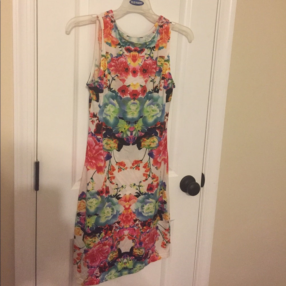 Floral pattern dress